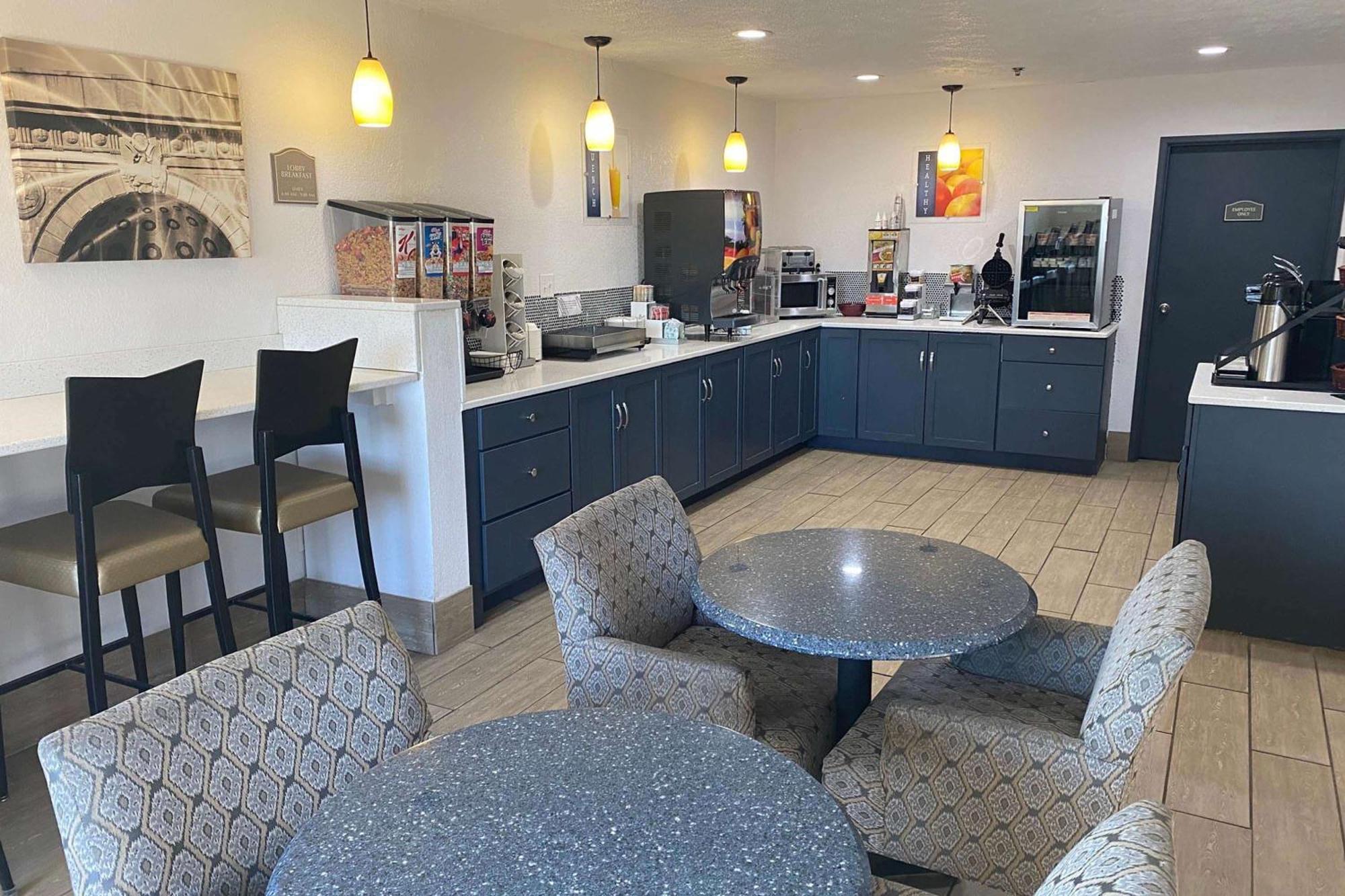 Baymont By Wyndham Danville Il Extérieur photo
