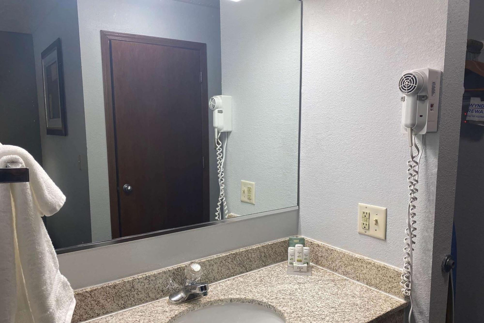 Baymont By Wyndham Danville Il Extérieur photo