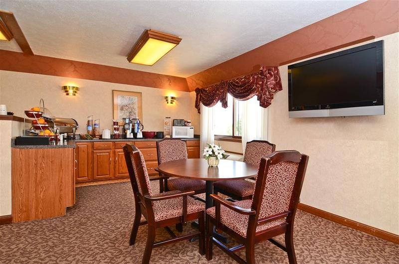 Baymont By Wyndham Danville Il Extérieur photo