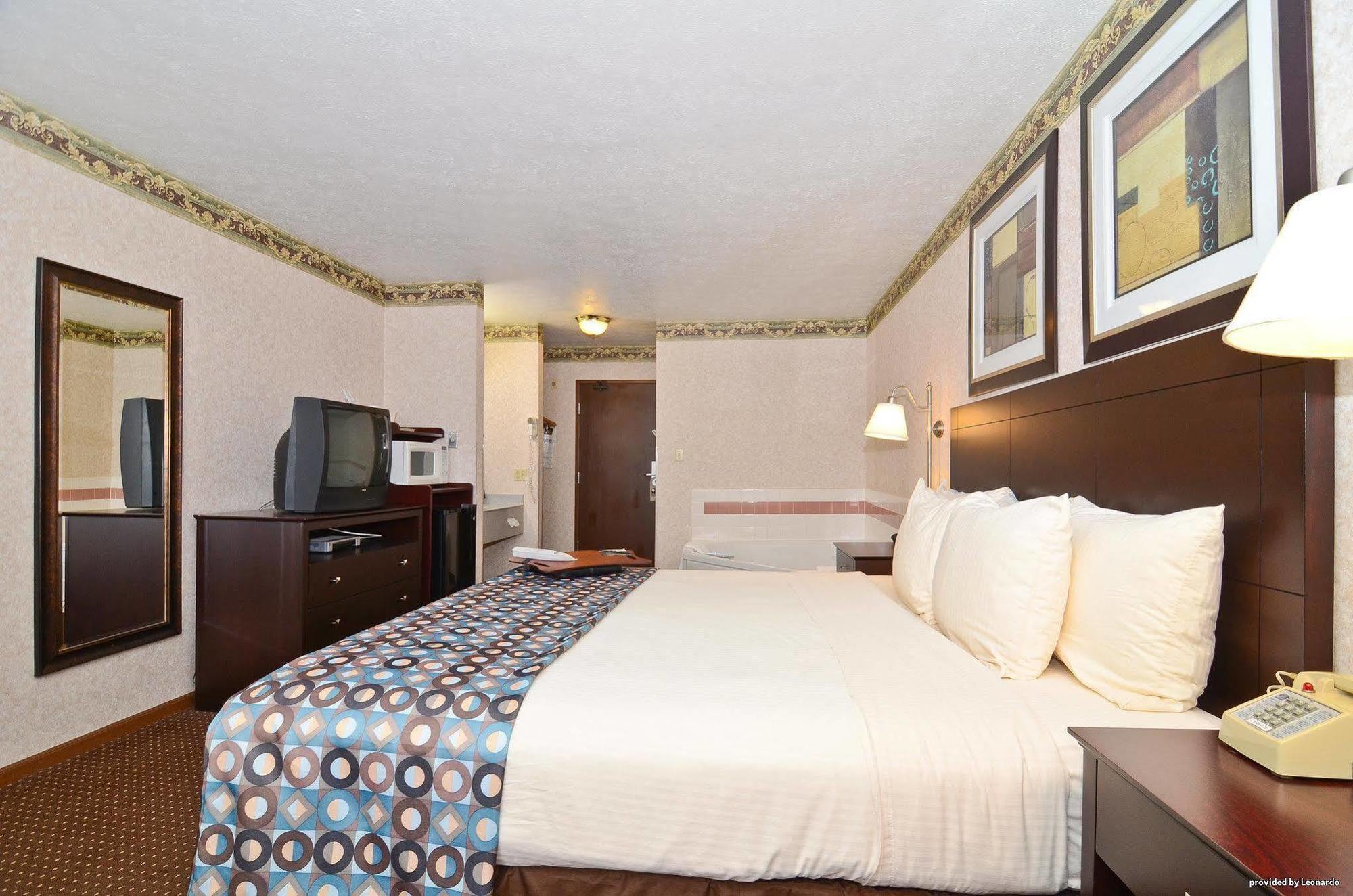 Baymont By Wyndham Danville Il Extérieur photo
